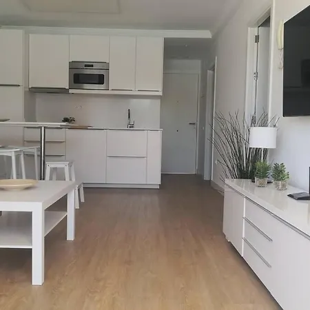 El De Irma Apartament *